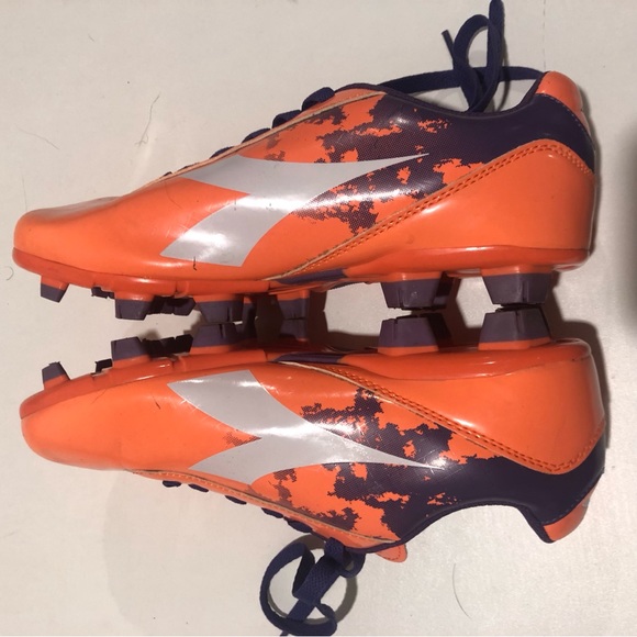 Diadora Soccer Shows Womens Size 8 Orange, Purple and White - Picture 6 of 9